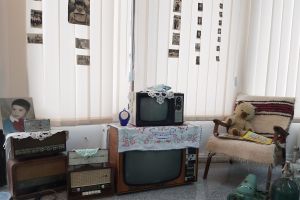 TÂRGOVIȘTE: „30 de ani de la căderea comunismului” – Expoziţie la Centrul de Informare şi Promovare Turistică