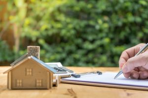 Braşovul, în topul tranzacţiilor imobiliare din România