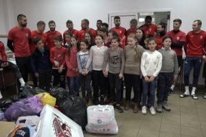 Copii din Urlaţi în vizită la liderul campionatului!