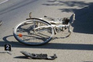 Biciclist ranit in urma unui accident produs la Gardani