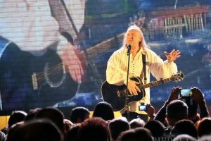 Concertul lui Ştefan Hruşcă închide sâmbătă traficul auto pe toate străzile importante spre Piaţa Unirii