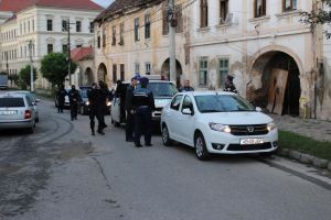 Proprietarii a 4 imobile din Aiud cercetaţi penal pentru furt de curent