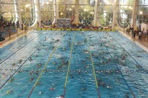 Bazinul de Înot se închide două luni pentru reparaţii