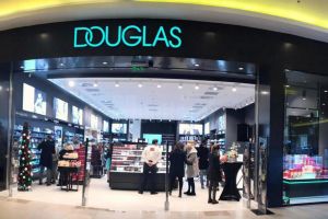 Primul magazin Douglas din Suceava s-a deschis în Iulius Mall