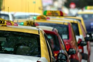 Regulament de organizare a transportului cu taxi, în pregătire la Reghin
