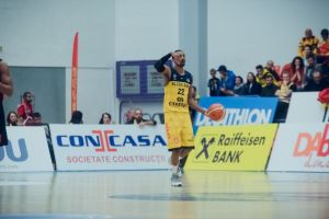 Victorie în prelungiri pentru CSU SIBIU în meciul cu Dinamo Bucureşti