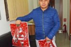 Nu a uitat de unde a plecat! Cadouri pentru oamenii străzii din Timişoara de la Marius, copilul străzii din Lugoj