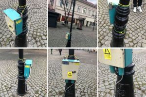 Cum a fost conectat la reţeaua de electricitate ceasul de pe pietonal