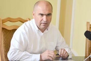 Retrospectiva săptămânii, prin ochii lui Bihorel: Bolovan, supărat că un primar de comună primitivă câştigă cât unul de municipiu