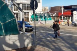 TENTAŢIA PERICULOASĂ DE LÂNGĂ PASAJ