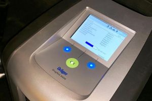 Focşani: Tânăr depistat drogat la volanul maşinii