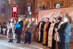 ”E vremea colindelor”, ediţia I la Idicel Pădure