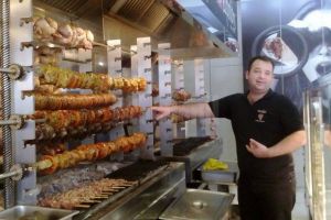 Patronul unui restaurant de la Cumpărătura, accidentat mortal de o maşină. ...