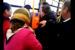 Caz şocant în Ploieşti: Un controlor TCE a fost snopit în bătaie de un călător