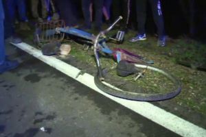 Accident mortal in Prahova, la Draganesti. Un biciclist care nu purta vesta reflectorizanta a fost spulberat de o masina