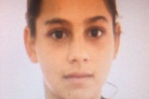 Fată de 14 ani plecată de acasă, căutată de poliţişti