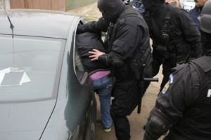 55 de percheziţii la traficanţii de tutun