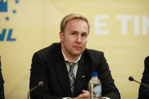 Sobe din secolul 18 şi saloane nerenovate încă din timpul studenţiei sale, descoperite de ministrul Sănătăţii în unele spitale ieşene