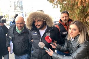 Băiatul lui Sile Cămătaru prins cu focuri de armă, în Bucureşti. A fost adus la Timişoara