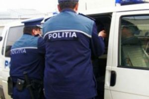 Prahovean pedepsit cu închisoare pentru cămătărie şi organizare de lupte între câini