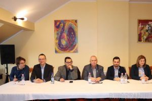 USR Bihor şi-a ales viitorii candidaţi pe locurile pe care le consideră eligibile în Consiliul Judeţean