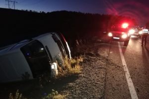 Accident grav la Aţel. Un tânăr e în comă