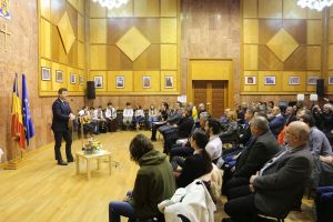 Consiliul Judeţean a premiat persoanele care au un rol important în procesul de formare a comunităţii din Harghita