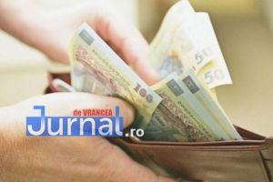 Un poliţist din Adjud a refuzat o mită de 5.000 de lei