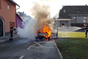 FOTO Maşină făcută scrum la Mediaş