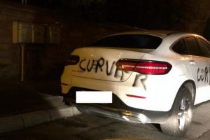 Cazul maşinii vandalizată şi inscripţionată cu mesajul „curvar” – Reacţia oficială a Poliţiei
