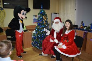 Moş Crăciun s-a oprit la Filiala CECCAR din Bacău