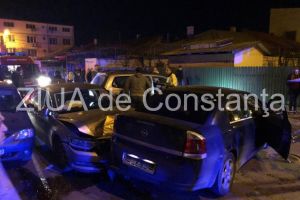 UPDATE: Accident rutier pe strada Baba Novac din Constanta. Trei autoturisme implicate. Cinci victime (galerie foto)    
