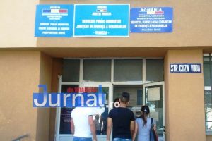 Programul, de sărbători, la Paşapoarte şi la Serviciul Permise şi Înmatriculări