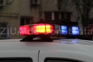 Accident rutier mortal pe DN 6.  Implicate un autotren si un autoturism. Un sofer a decedat 