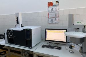 VIDEO: Șoferii care consumă droguri la volan au un nou inamic | Medicii au pus în funcţiune un aparat performant pentru depistarea substanţelor interzise