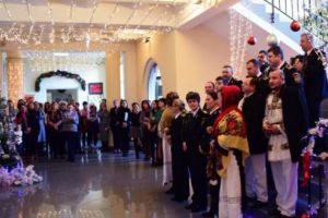 FOTO: Colindători la Primăria Târgu-Mureş!