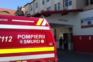 Accident pe strada Porumbacului din Sibiu – O tânără e dusă la spital
