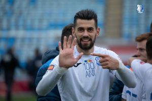 Fanii au decis:  Fundasul Viorel Lica, cel mai bun jucator al FC Farul Constanta in prima parte a sezonului