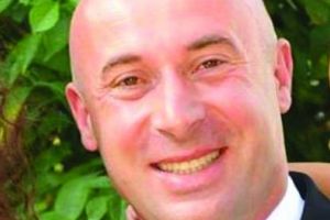 Noul prefect al Braşovului va fi investit astăzi în funcţie printr-un mod inedit