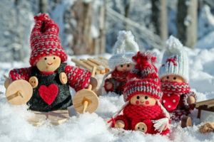 Decizie a Guvernului: bugetarii vor avea aproape două săptămâni de vacanţă