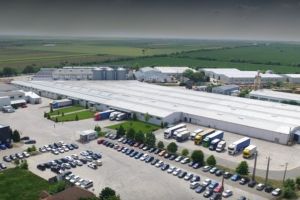 O nouă fabrică în judeţul Arad. Familia Țucudean îşi extinde afacerile