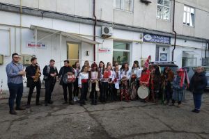 „Monitorul de Suceava”, colindat şi urat de elevii din Băneşti