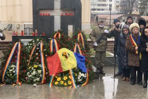 VIDEO: Eroii Revoluţiei din 1989, comemoraţi la Focşani