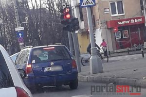 FOTO. Bătaie în trafic. Un sătmărean l-a luat la pumni pe alt şofer