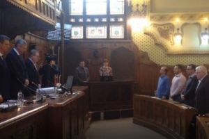 VIDEO: Consiliul Judeţean Mureş: Moment de reculegere în memoria eroilor Revoluţiei