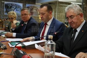 Primăria Suceava se va împrumuta cu aproape 28 de milioane de lei pentru asigurarea ...