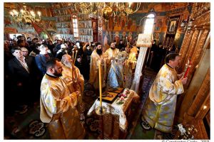 Biserica-paraclis a Mănăstirii Voroneţ şi-a cinstit ocrotitorul, pe Sfântul Cuvios Daniil ...