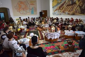 „Şezătoare, punte între generaţii”