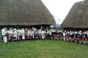 CRACIUN IN MARAMURES 2019: Colindatori din intreg judetul la Muzeul Satului din Baia Mare (VIDEO&FOTO)