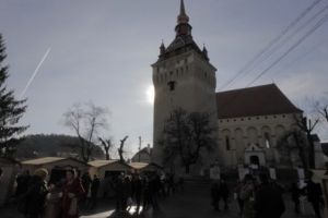 FOTO: Târg cu produse locale, la Saschiz!